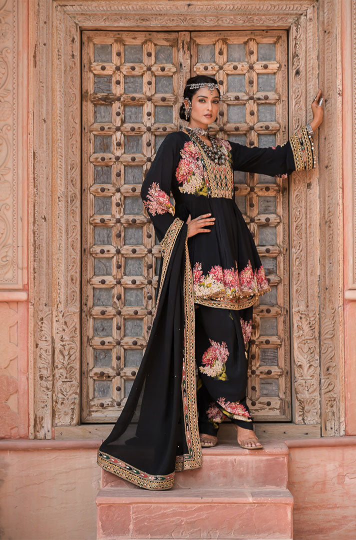 Noir Gulaboo | Black Floral Embroidered Suit Set By Ankhira