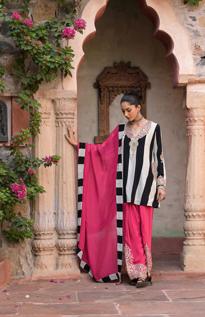 Gulabooo | Striped Embroidered Suit Set with Pink Dupatta By Ankhira