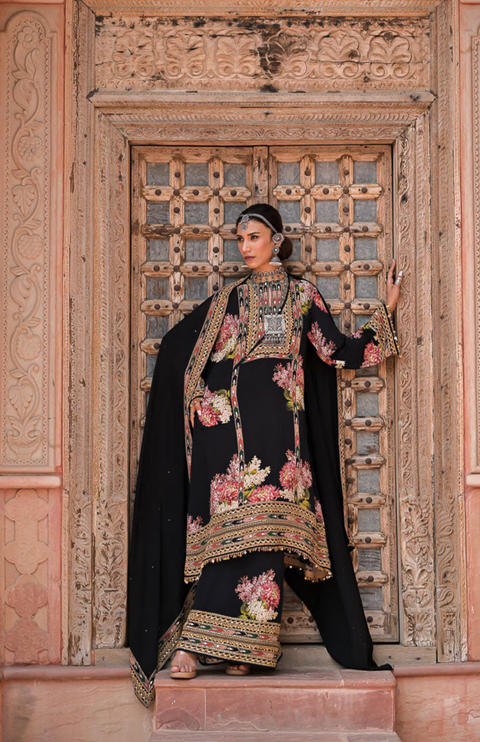 Bohemian Maharani | Floral Embroidered Suit Set By Ankhira