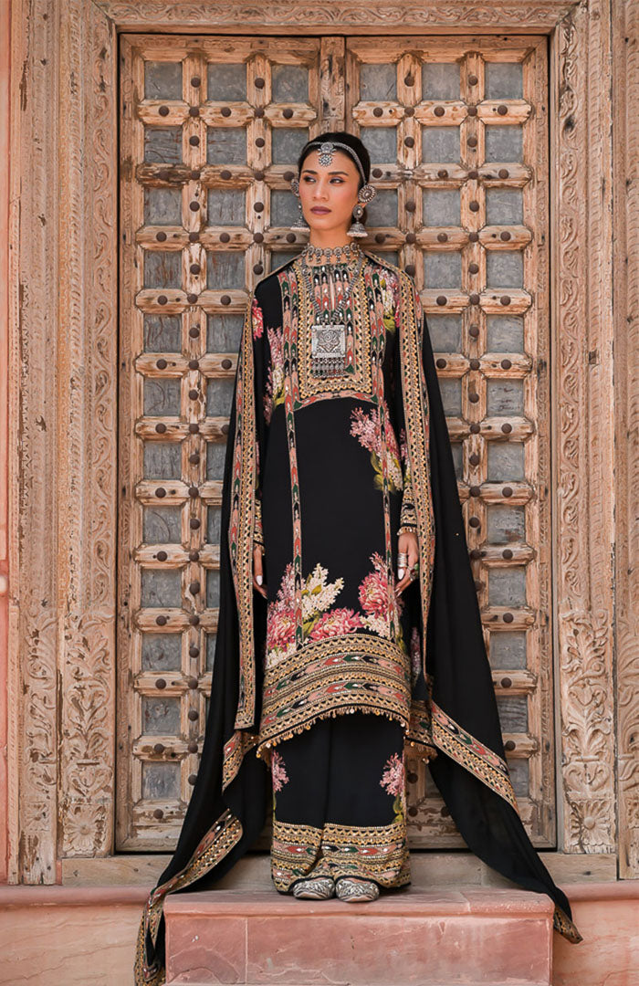 Bohemian Maharani | Floral Embroidered Suit Set By Ankhira