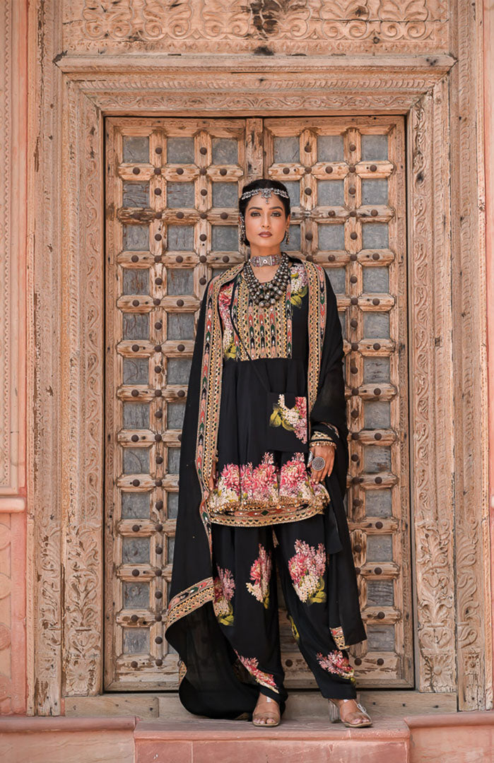 Noir Gulaboo | Black Floral Embroidered Suit Set By Ankhira