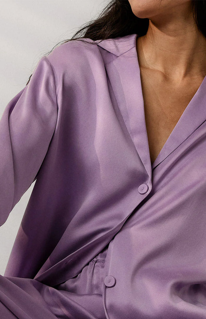Feel Me Up | Lavender Armani Satin Lounge Set