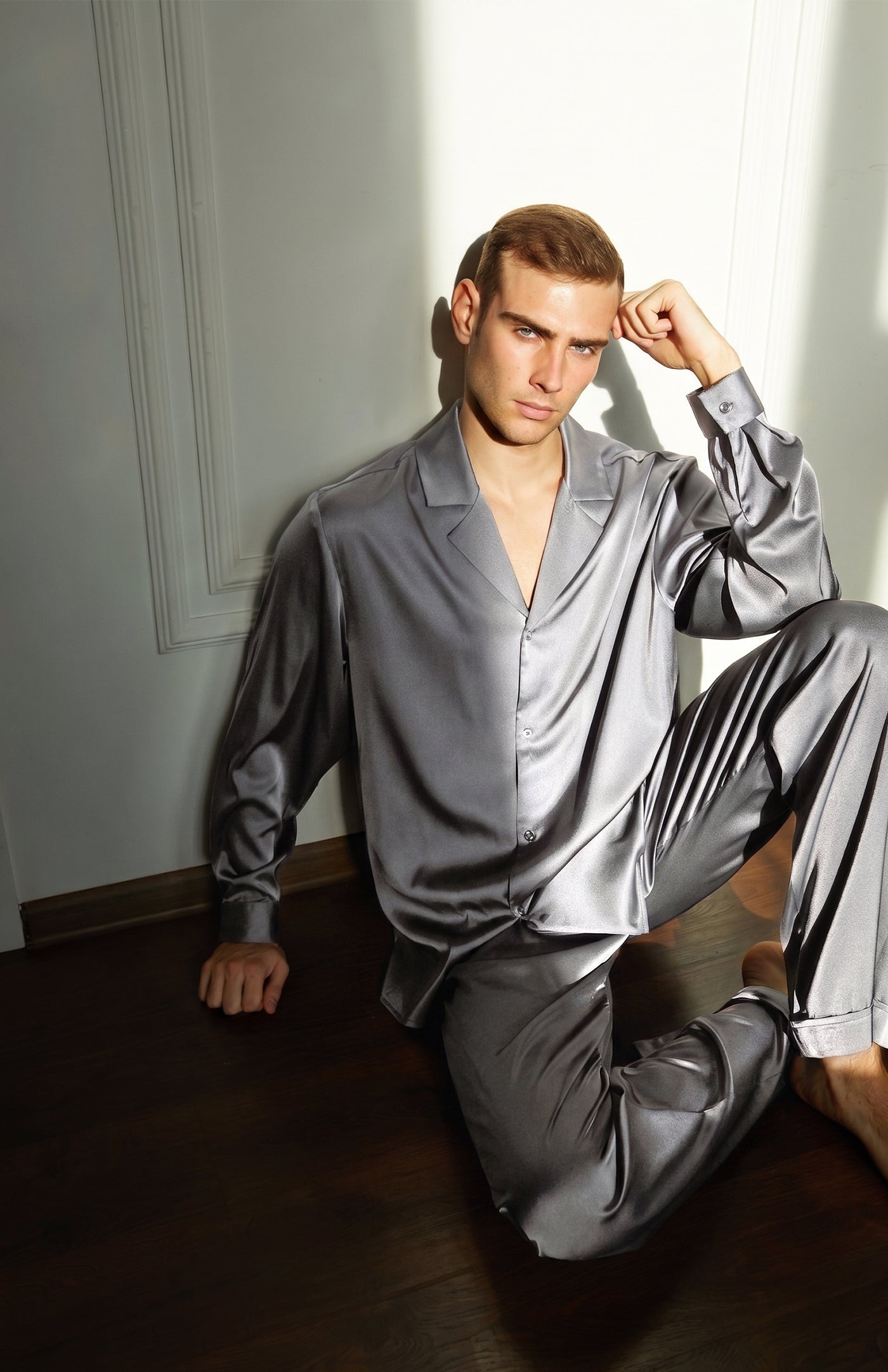 Silver Sovereign | Men’s Platinum Silver Satin Loungewear Set