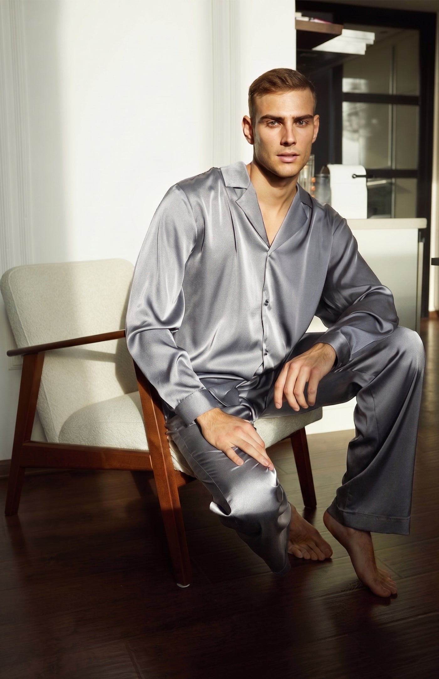 Silver Sovereign | Men’s Platinum Silver Satin Loungewear Set