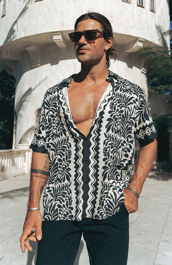 Caviar & Champagne | Men’s Luxe Printed Resort Shirt
