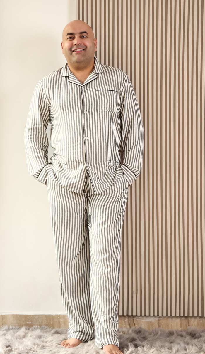 Luxeliv-mens-loungewear-Set-happy-stripes-black-and-white-pyjama-set