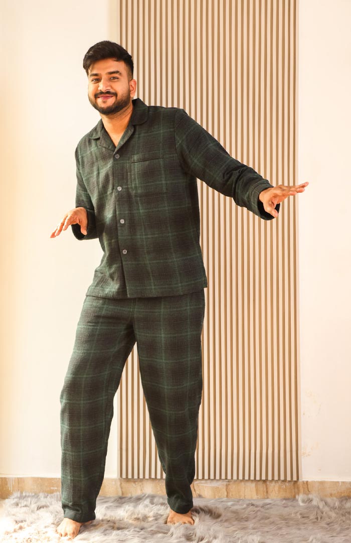 Luxeliv-mens-loungewear-Set-holy-green-Checkered-pyjama-set