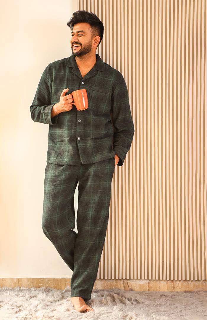 Luxeliv-mens-loungewear-Set-holy-green-Checkered-pyjama-set