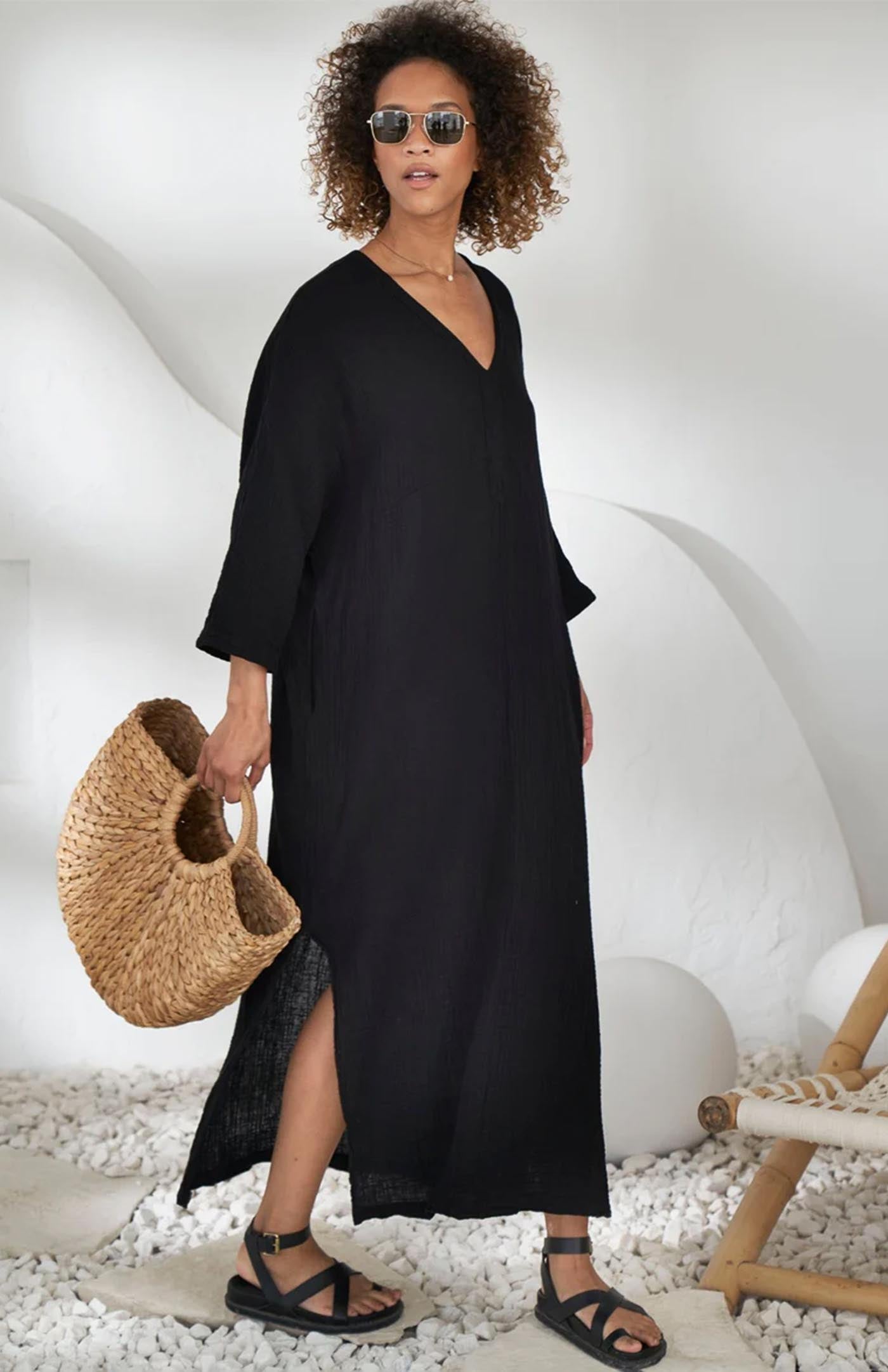LuxeLiv Long Kaftan with Side Slit – Black