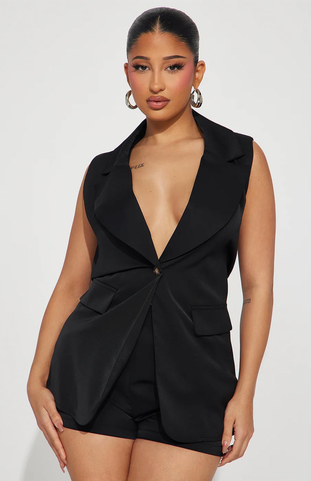 Sleek Noir Blazer Short Set | Black Power Suit - Luxeliv Women
