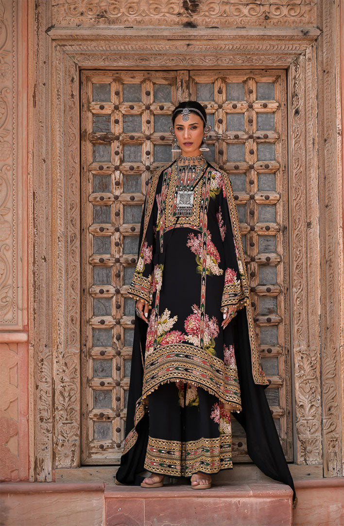 Bohemian Maharani | Floral Embroidered Suit Set By Ankhira