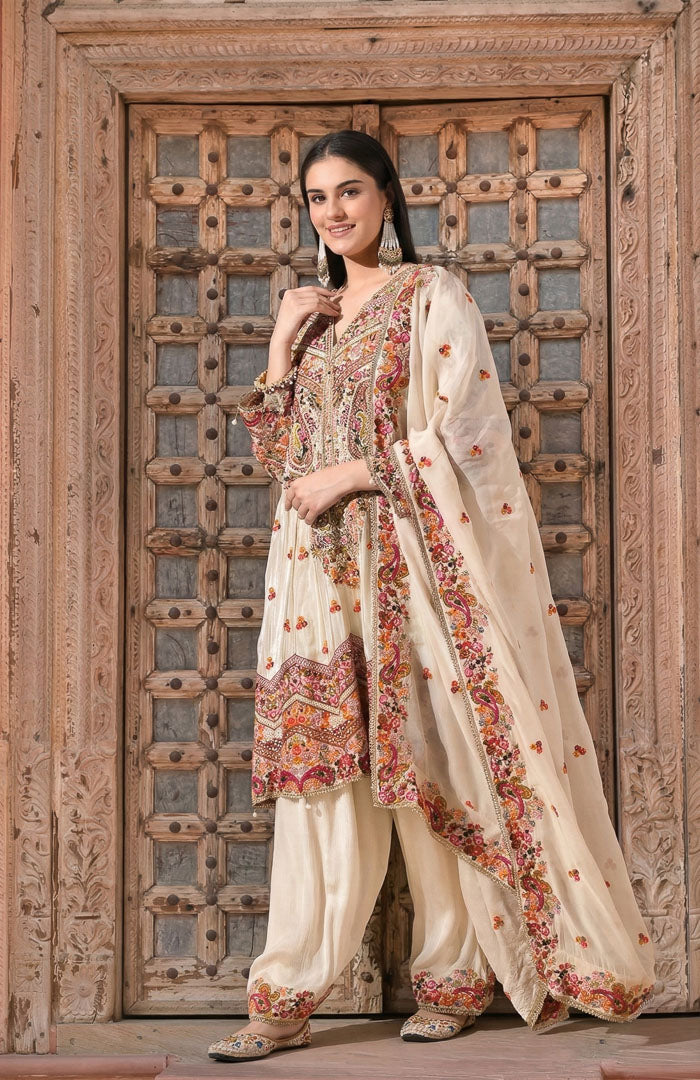 Noor & Nakhra | Ivory Embroidered Suit Set By Ankhira