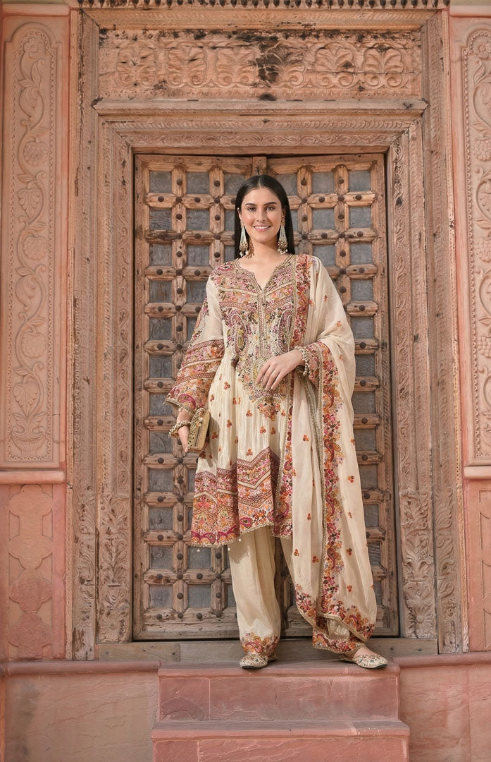 Noor & Nakhra | Ivory Embroidered Suit Set By Ankhira