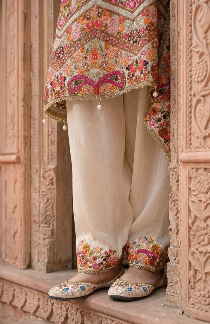 Noor & Nakhra | Ivory Embroidered Suit Set By Ankhira