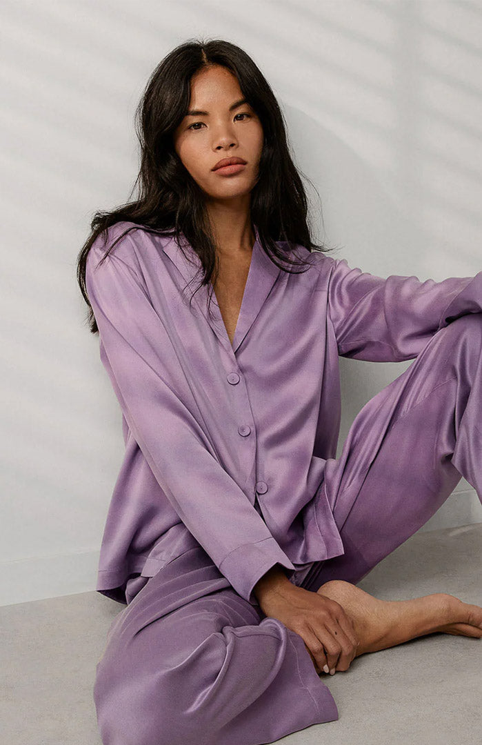 Feel Me Up | Lavender Armani Satin Lounge Set