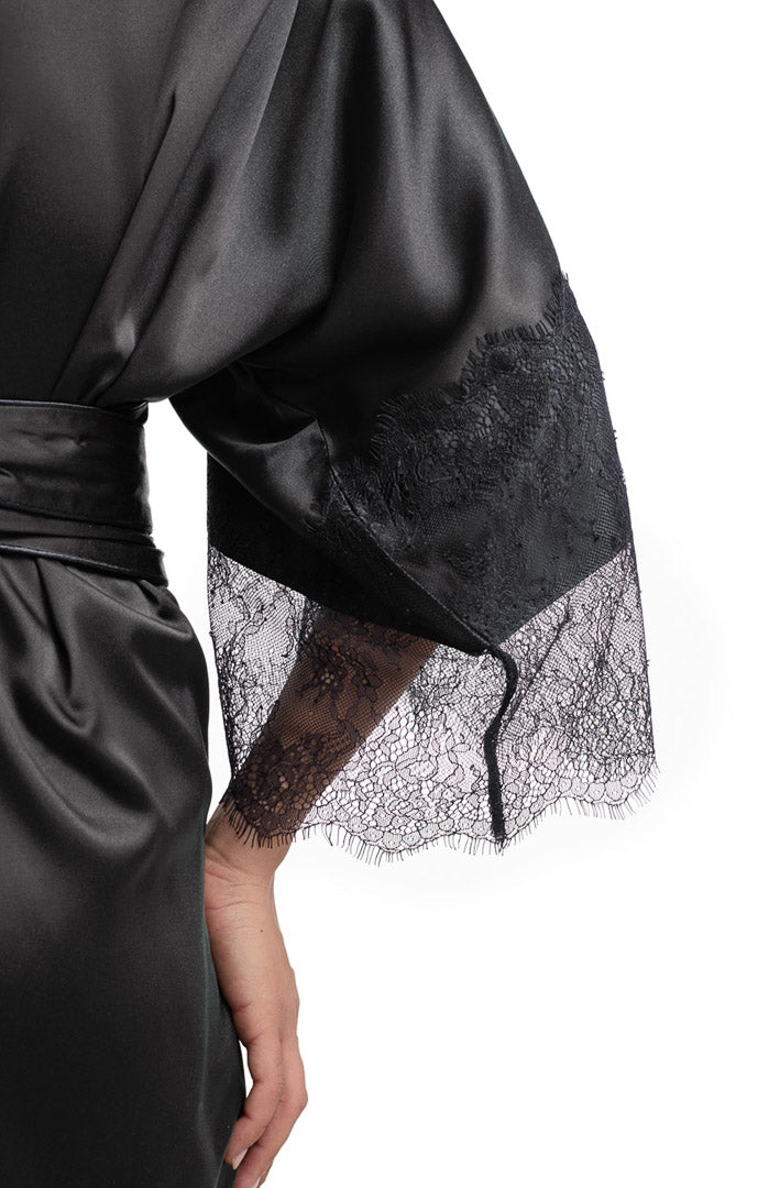 Lacy Hearts | Short Black Romantic Lacy Satin Robe