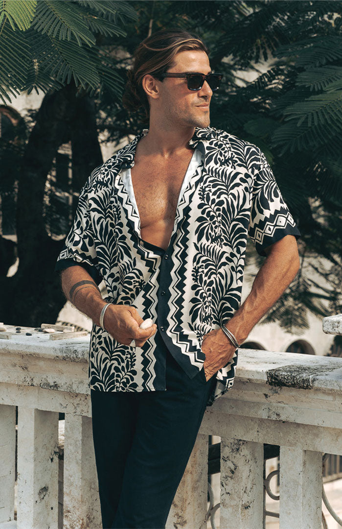 Caviar & Champagne  | Men’s Luxe Printed Resort Shirt