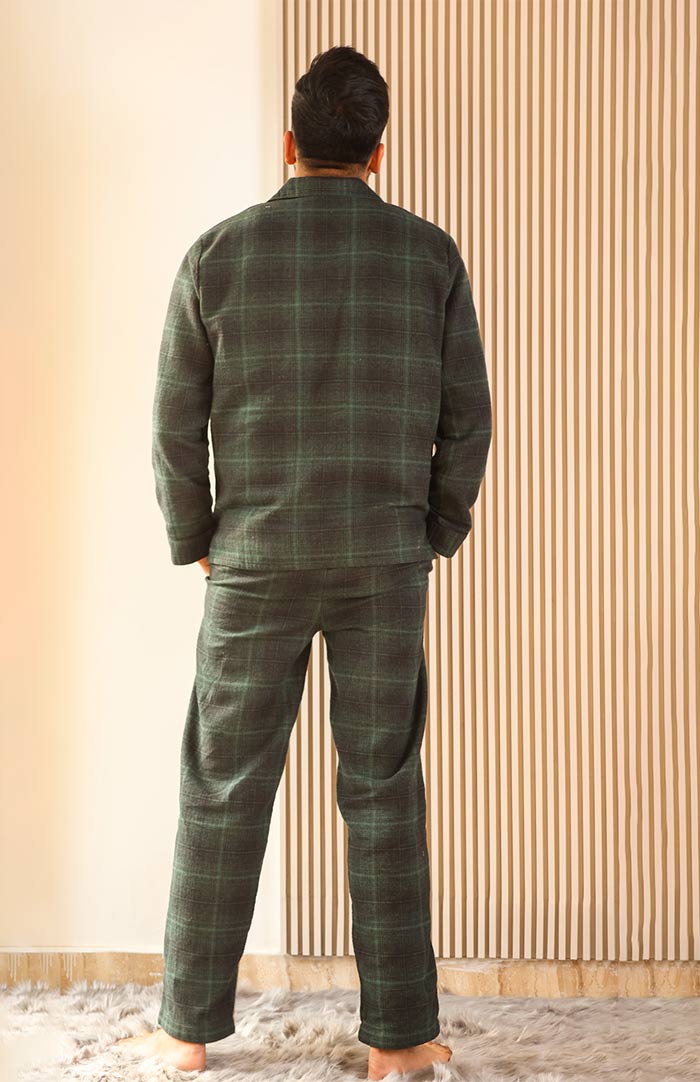 Luxeliv-mens-loungewear-Set-holy-green-Checkered-pyjama-set