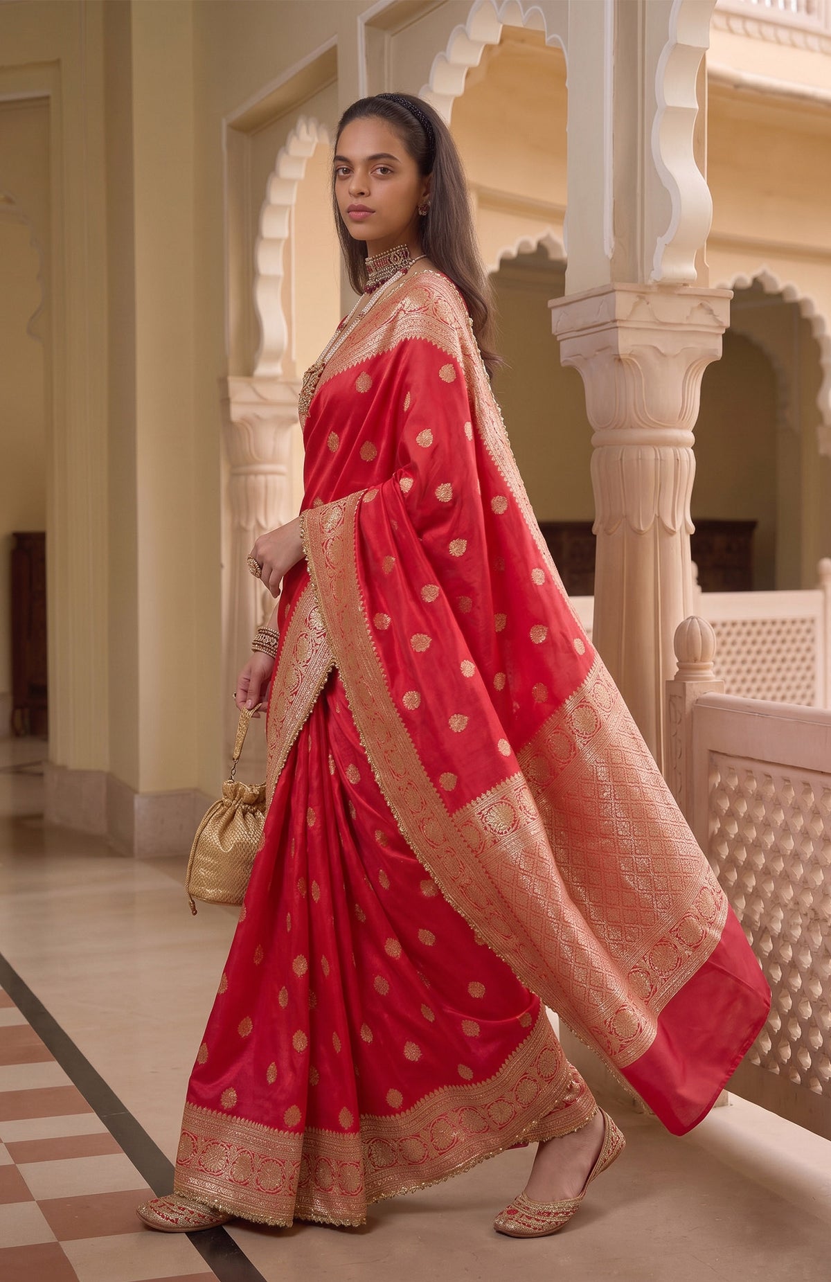 Sona Ishq | Red & Gold Handwoven Mashru Katan Banarasi Saree